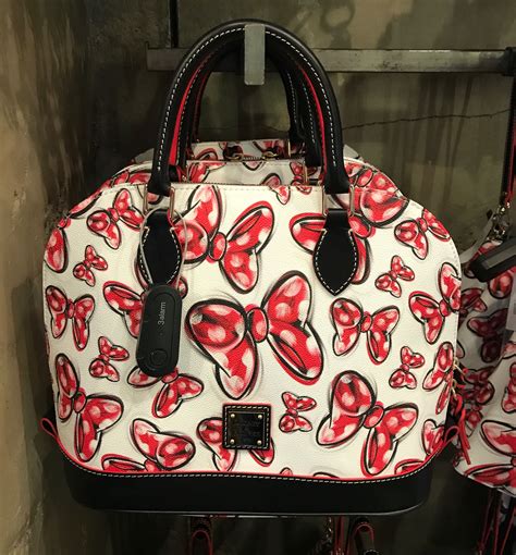 louis vuitton disney